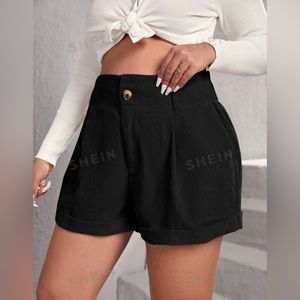 SHEIN EZwear Plus Fold Pleated Slant Pocket Corduroy Shorts